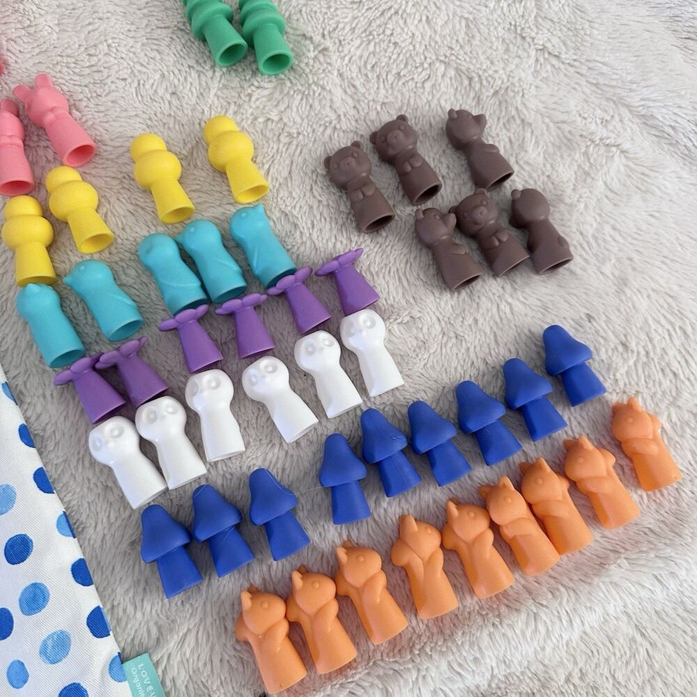 Lovevery Montessori Math Bar Replacement Finger Puppets With Storage Bag - Picture 3 of 4